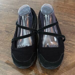 Skechers Women's Bikers MC - Get Up Mary Jane Flat size 10